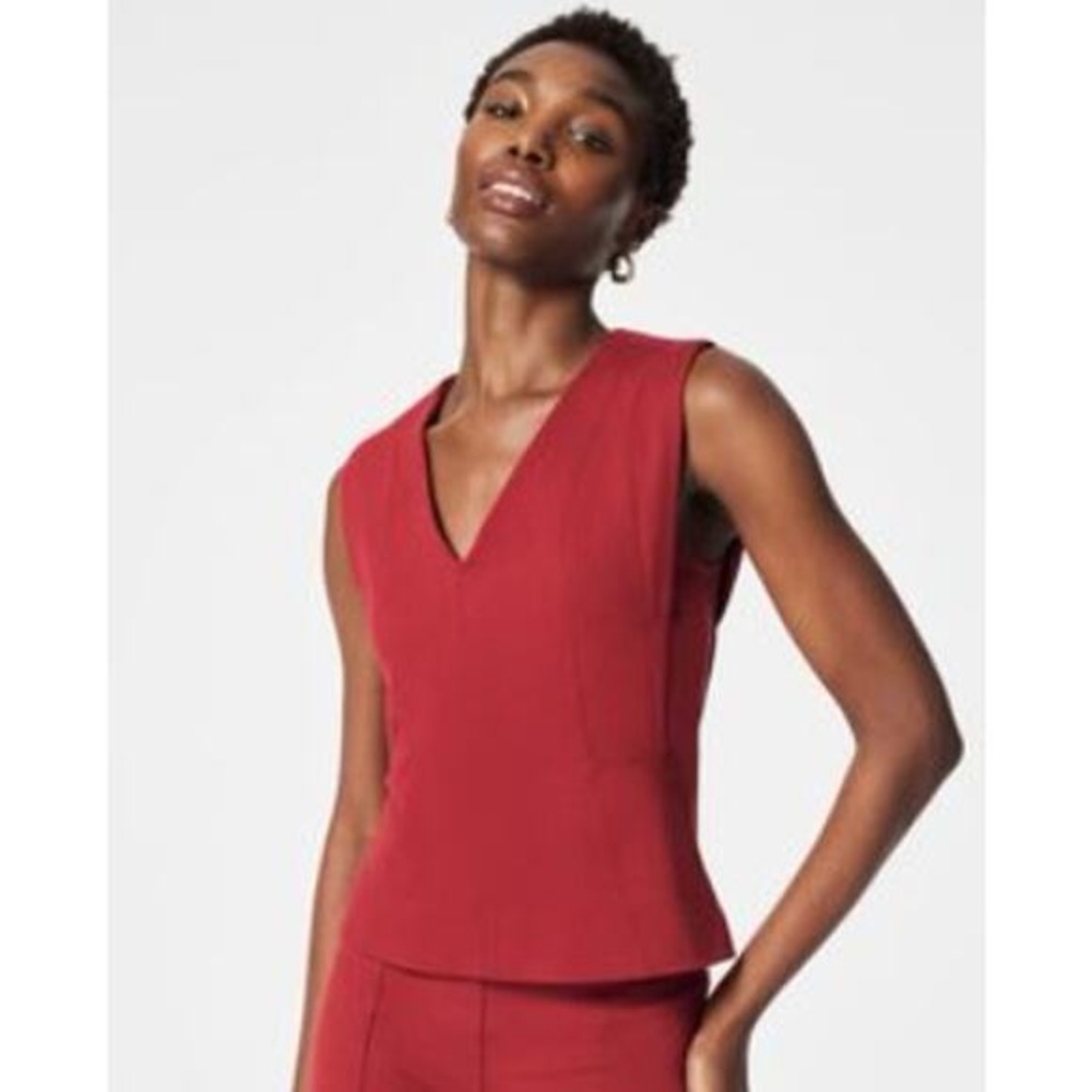 SPANX The Perfect V-neck Seamed Deep Red size small